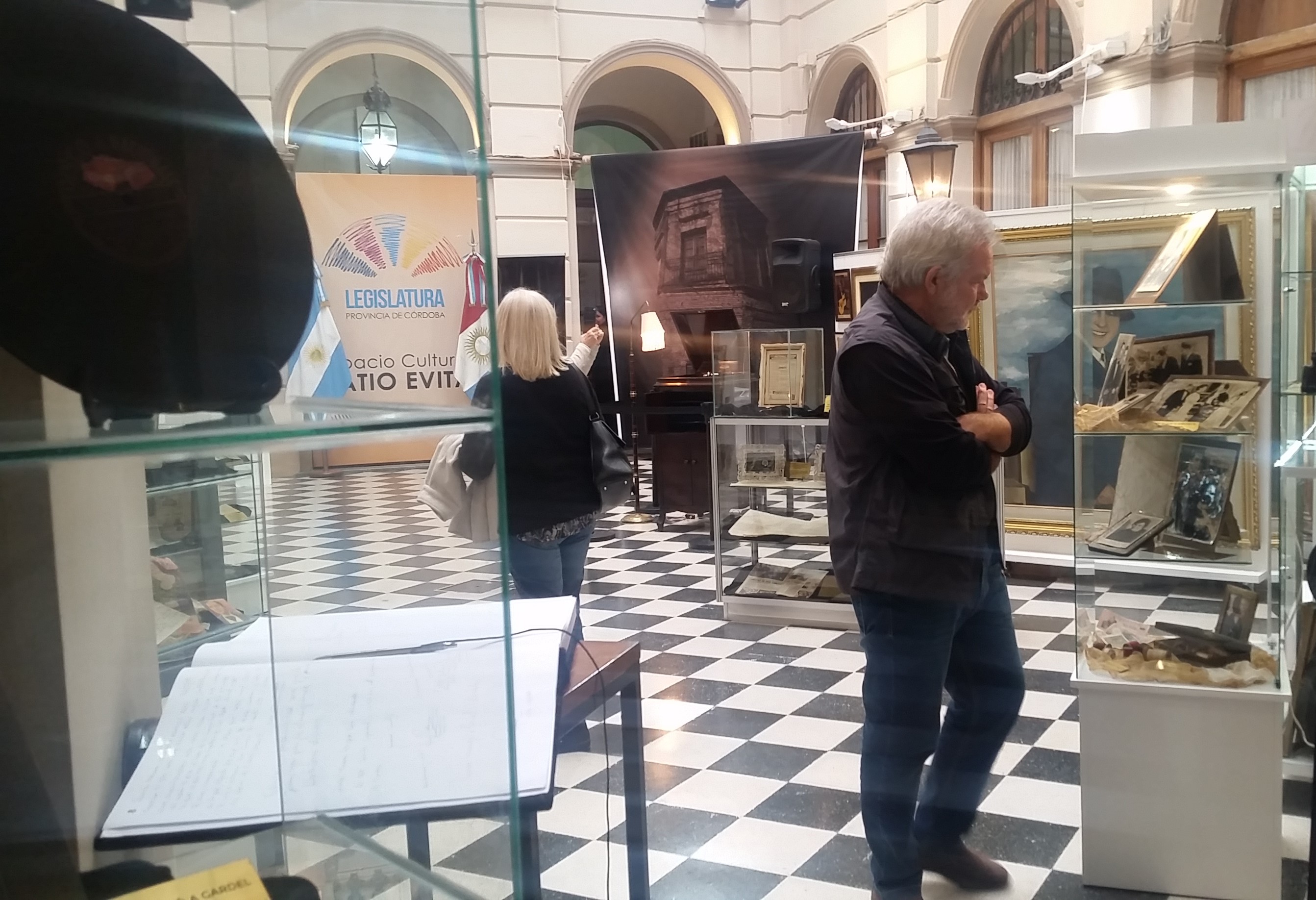 Gardel Siglo XX en el VIII Congreso Internacional de la Lengua Española