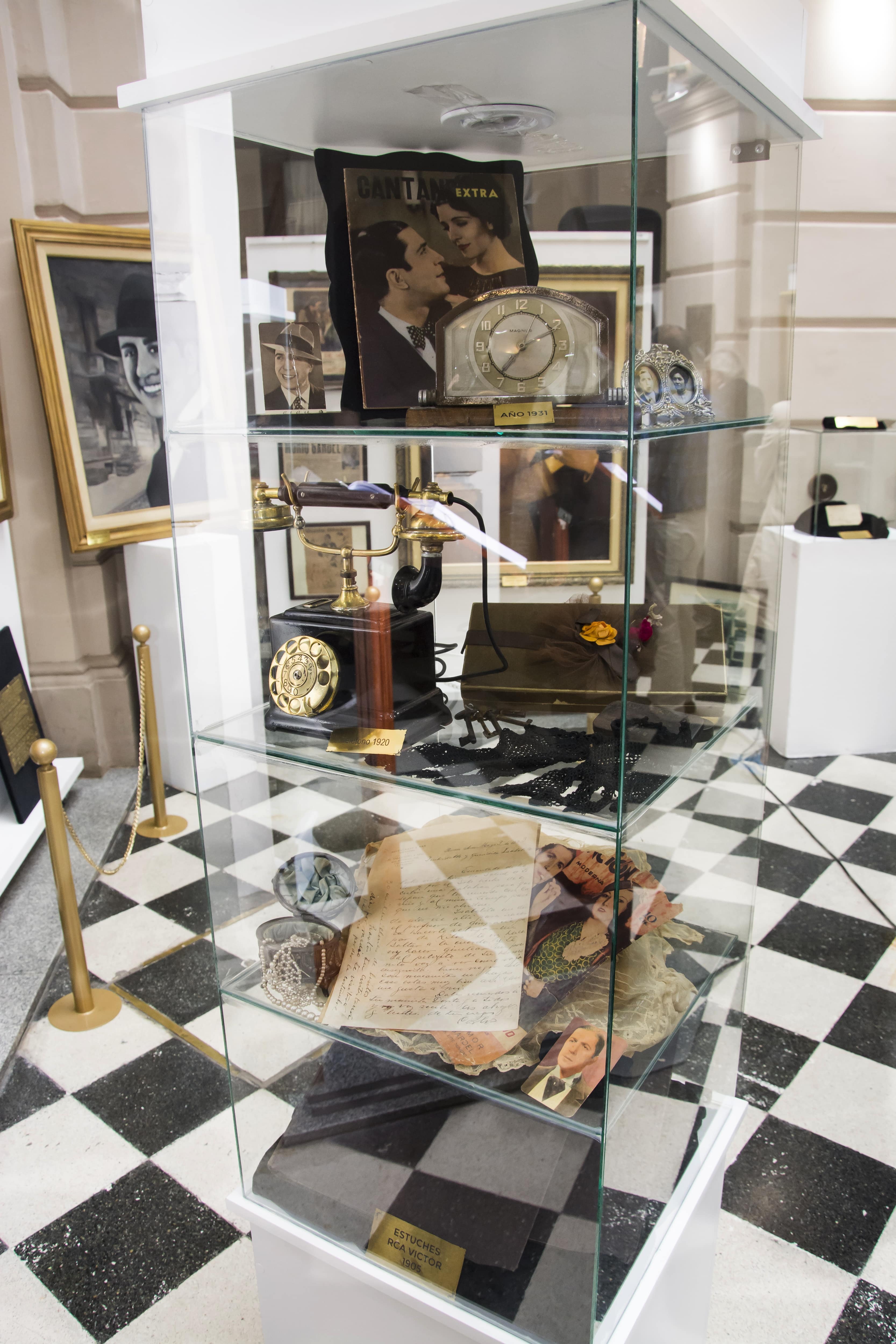 Gardel Siglo XX en el VIII Congreso Internacional de la Lengua Española